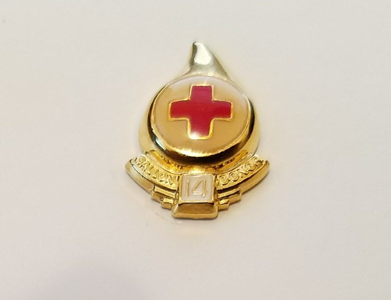 Red Cross 14 Gallon Blood Donor Pin, Old Style